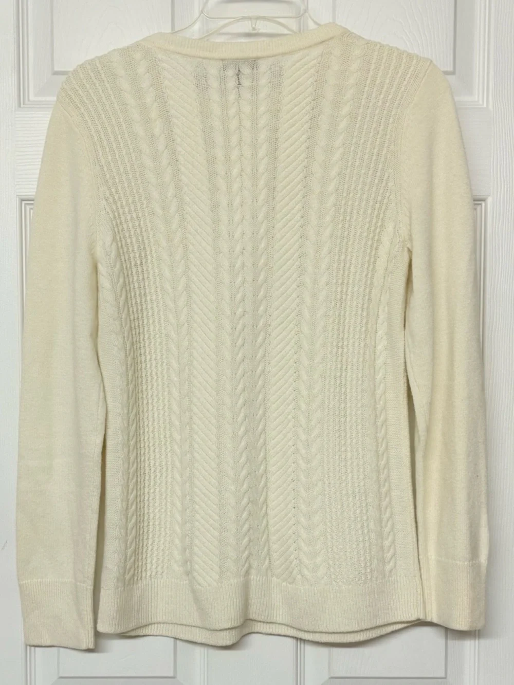 Talbots Cream Color Cable Knit Lambswool Blend Crew Neck Sweater Neutral Sz M - Picture 4 of 4